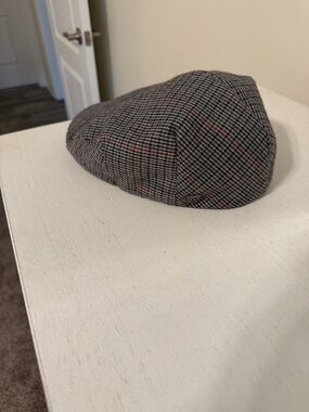 Brixton Gray Plaid Driver Cap with Subtle Red Windowpane / Size XL / Wool Blend